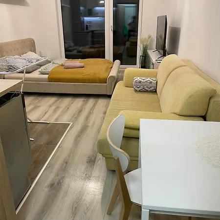 Апартаменты Waterfront River View