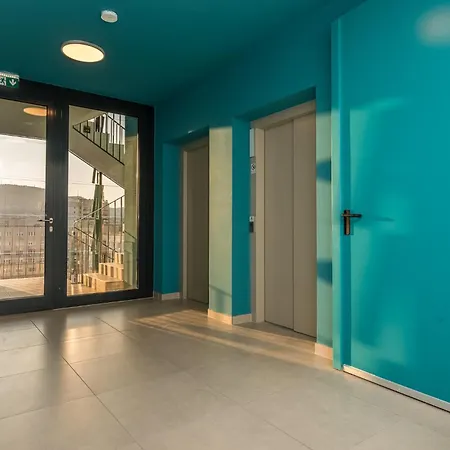 Waterfront River View Budapest